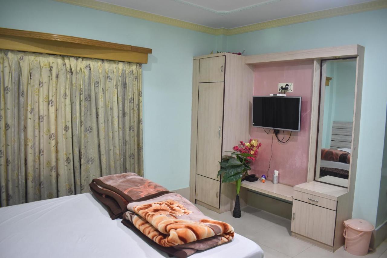 Hotel Suraj Balasore Экстерьер фото
